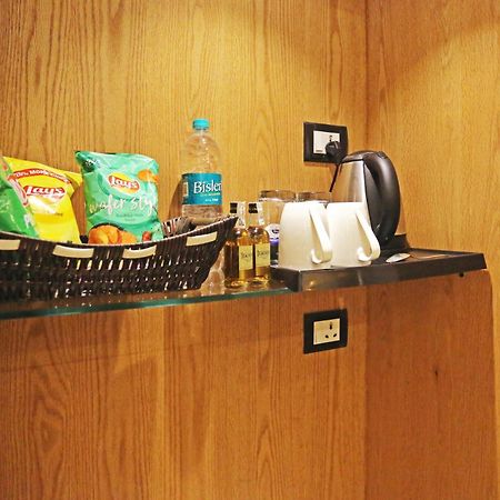 Jrd Luxury-Business Hotel Nuova Delhi Esterno foto