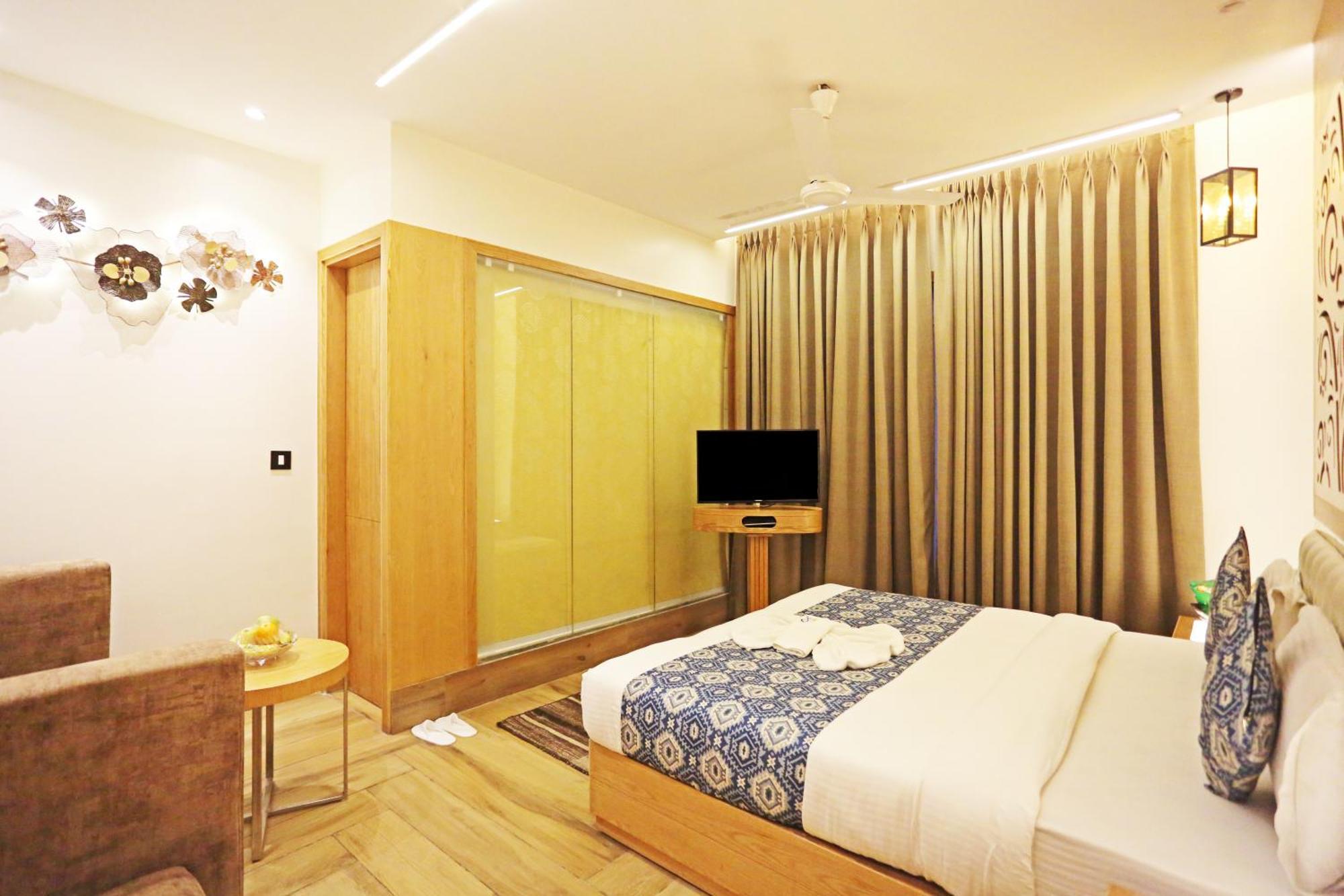 Jrd Luxury-Business Hotel Nuova Delhi Esterno foto