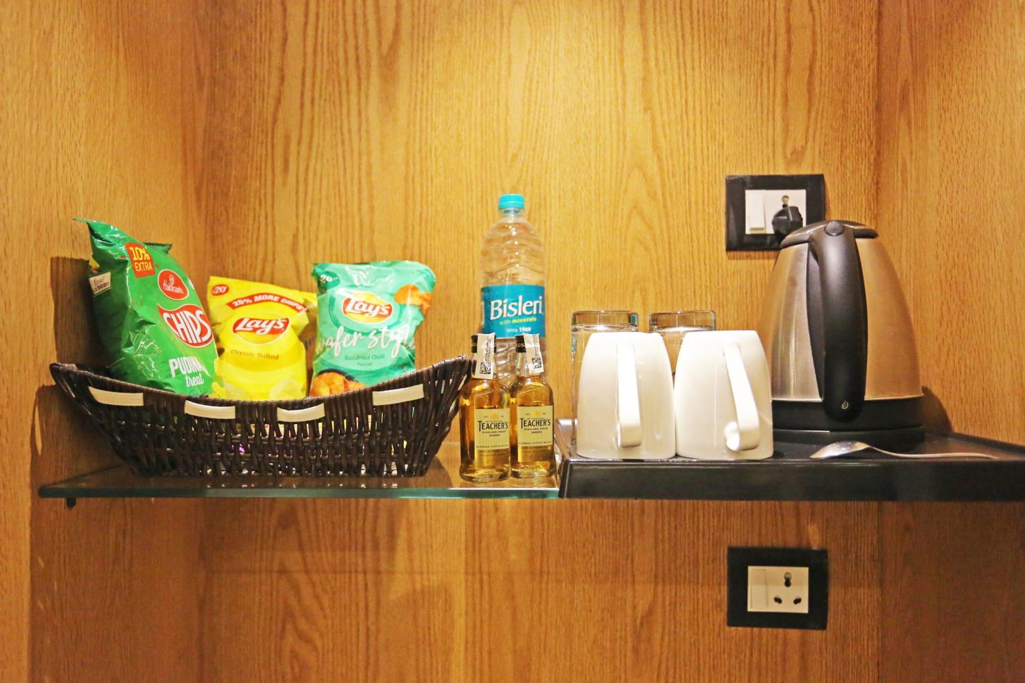 Jrd Luxury-Business Hotel Nuova Delhi Esterno foto