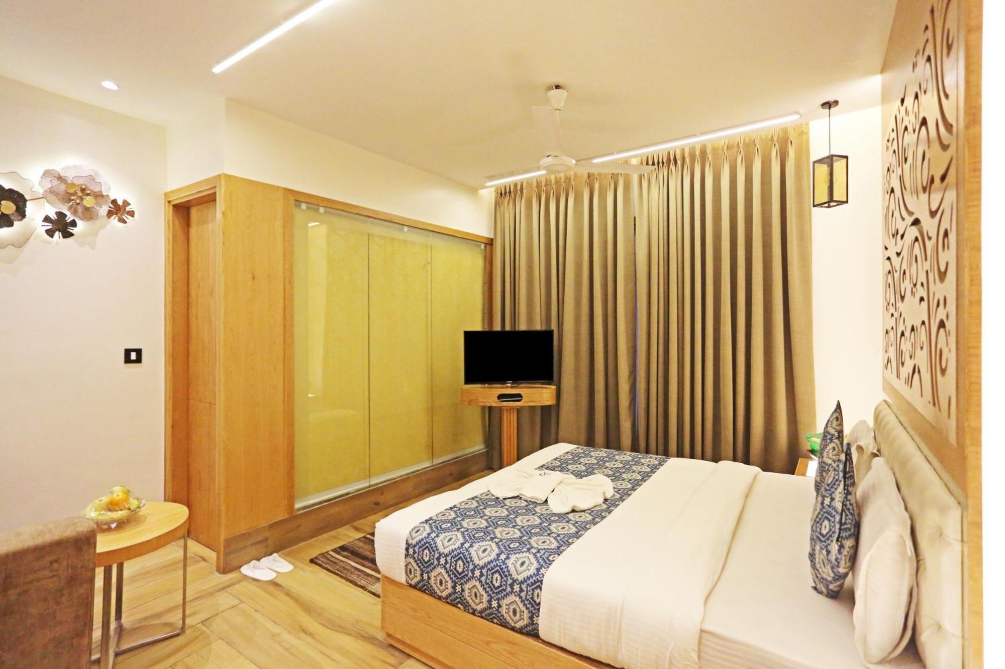 Jrd Luxury-Business Hotel Nuova Delhi Esterno foto