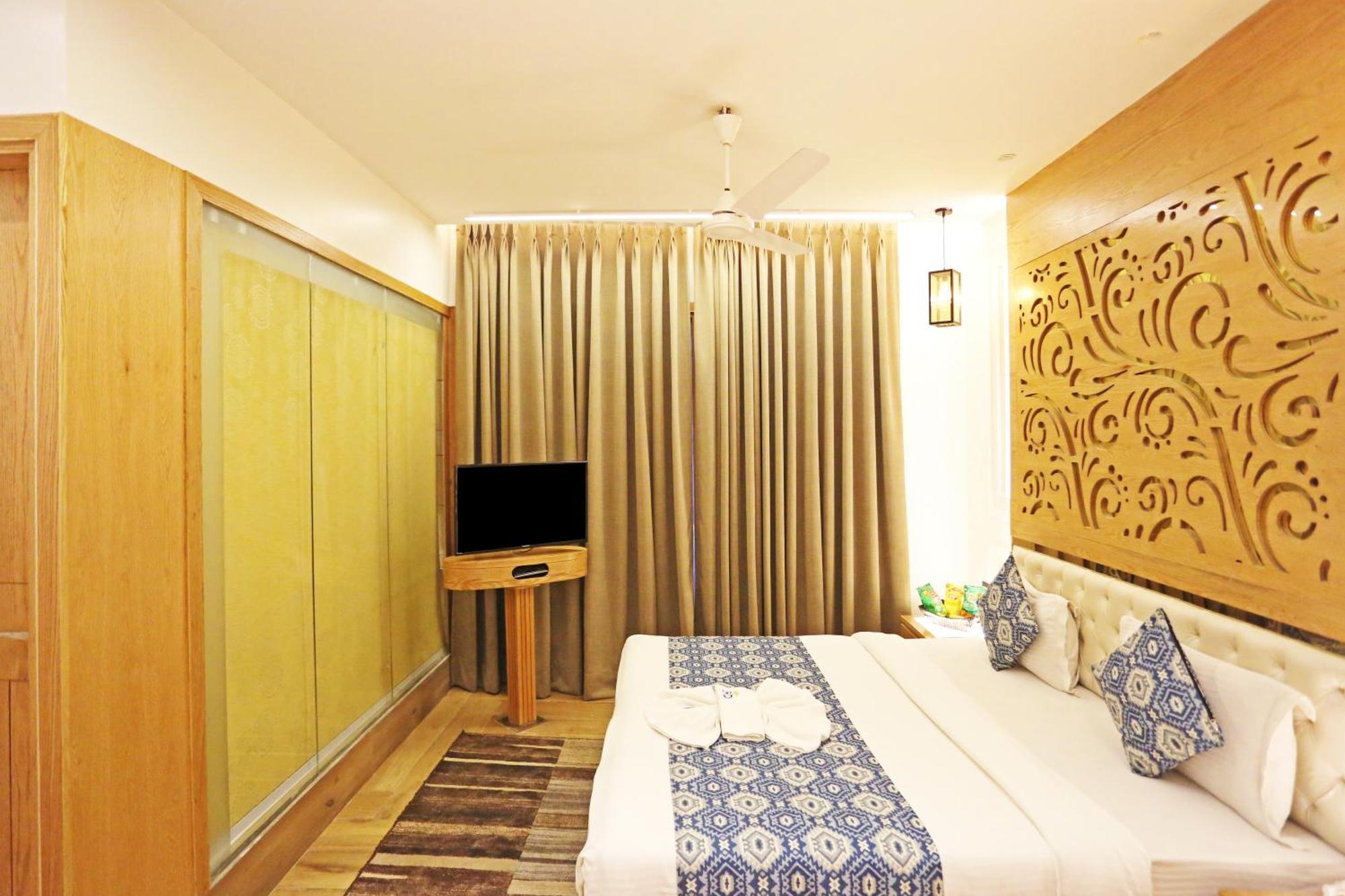 Jrd Luxury-Business Hotel Nuova Delhi Esterno foto