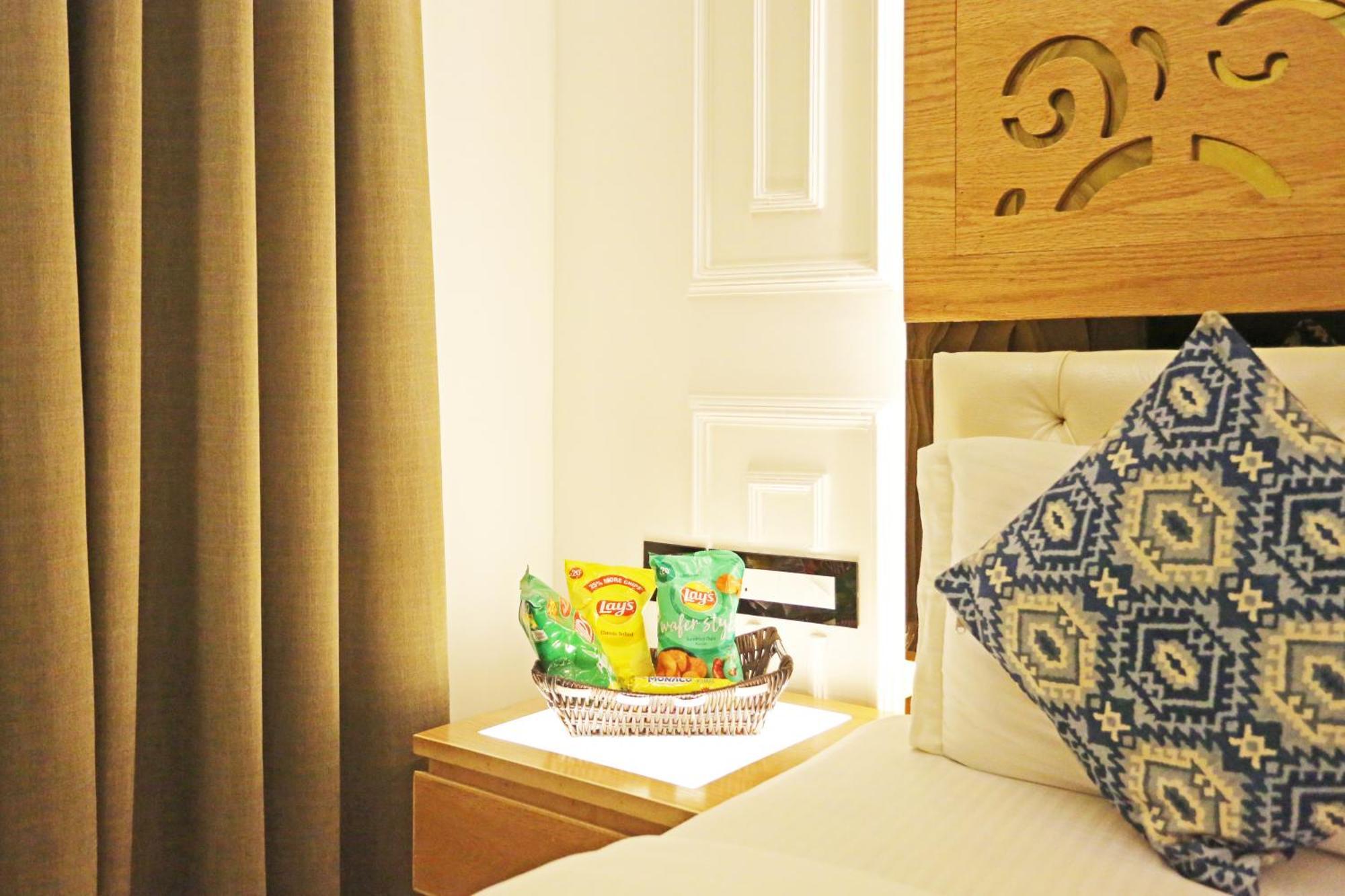 Jrd Luxury-Business Hotel Nuova Delhi Esterno foto