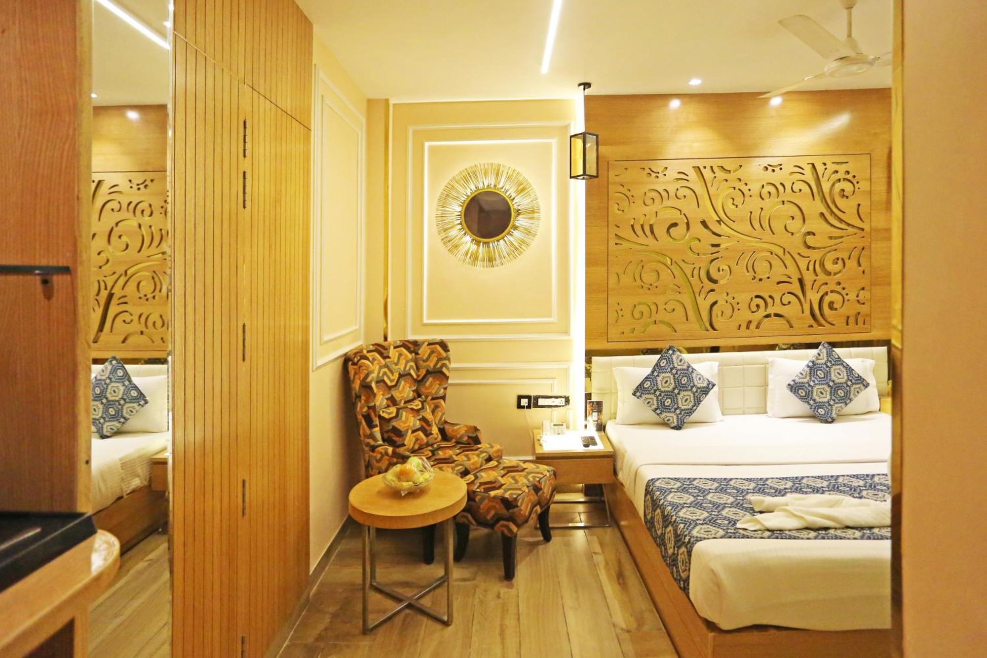 Jrd Luxury-Business Hotel Nuova Delhi Esterno foto