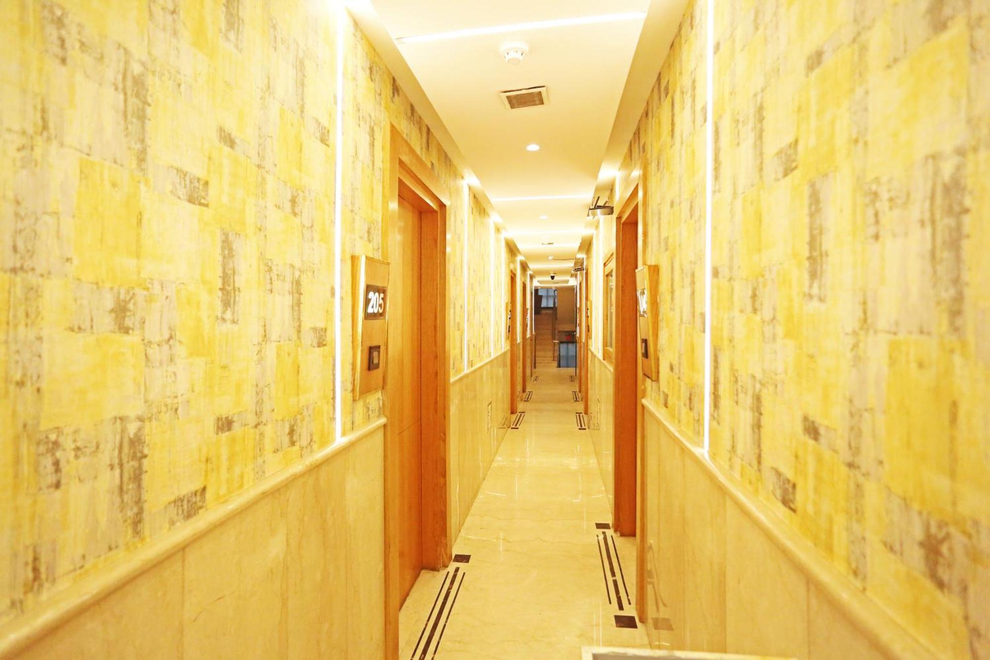 Jrd Luxury-Business Hotel Nuova Delhi Esterno foto