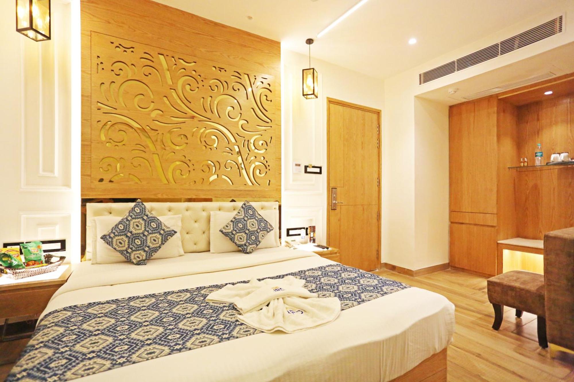 Jrd Luxury-Business Hotel Nuova Delhi Esterno foto