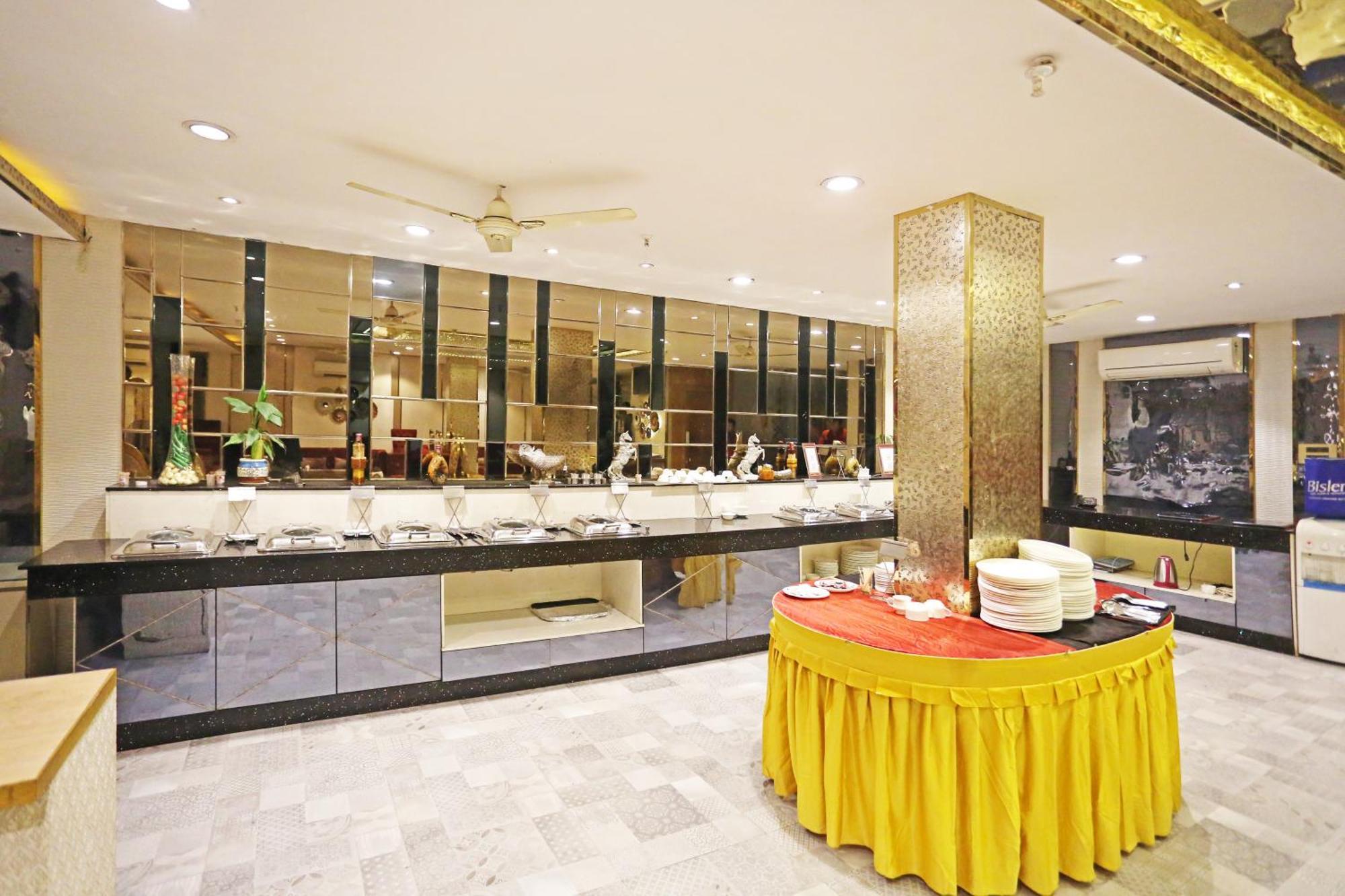 Jrd Luxury-Business Hotel Nuova Delhi Esterno foto